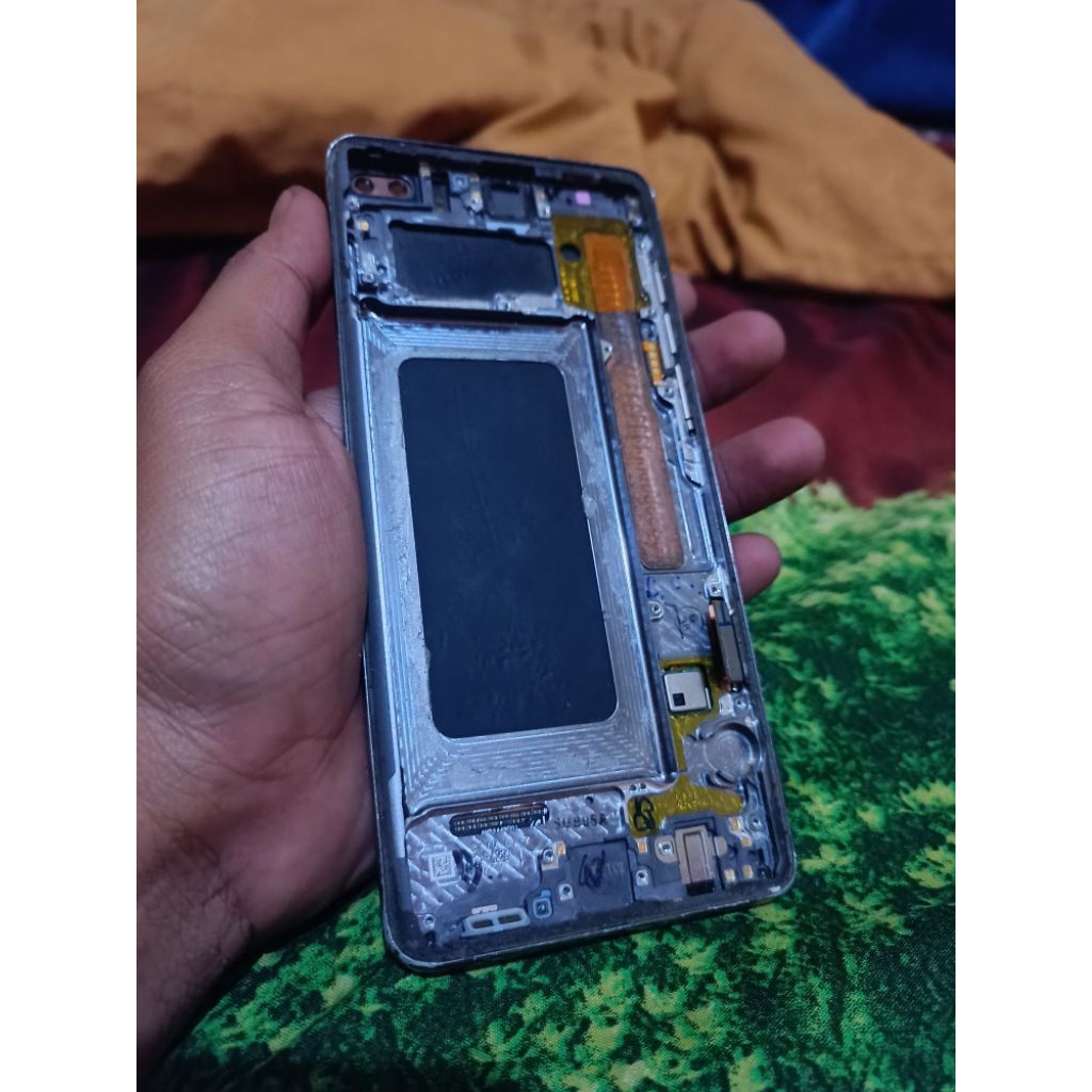 LCD+Frame Samsung S10plus  Baca Deksripsi