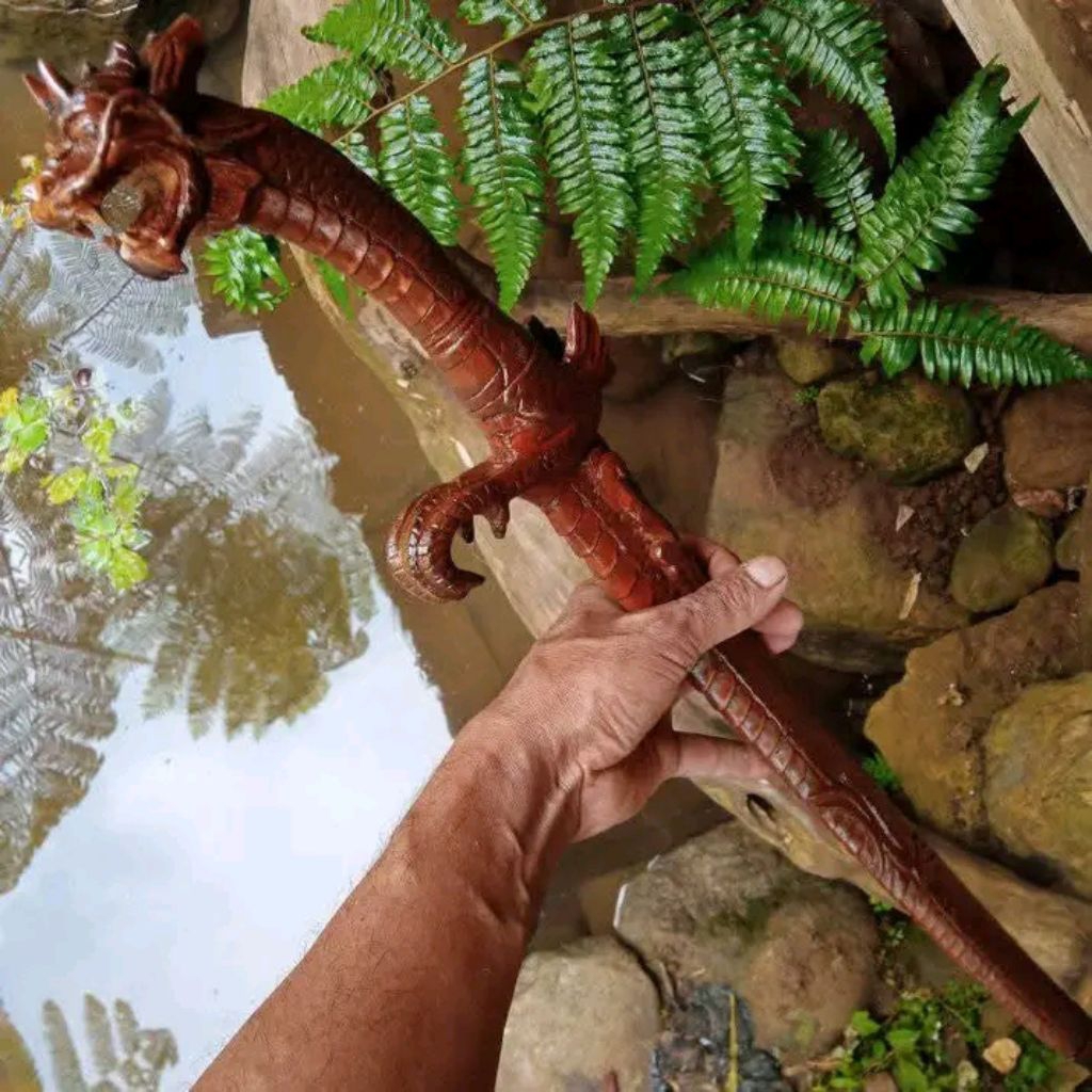 gambar ukiran ornamen naga