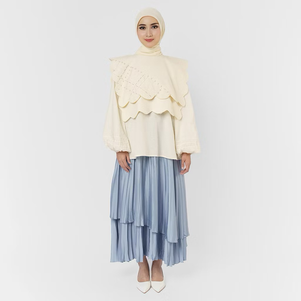 Preloved Daisy Top Jenna & Kaia