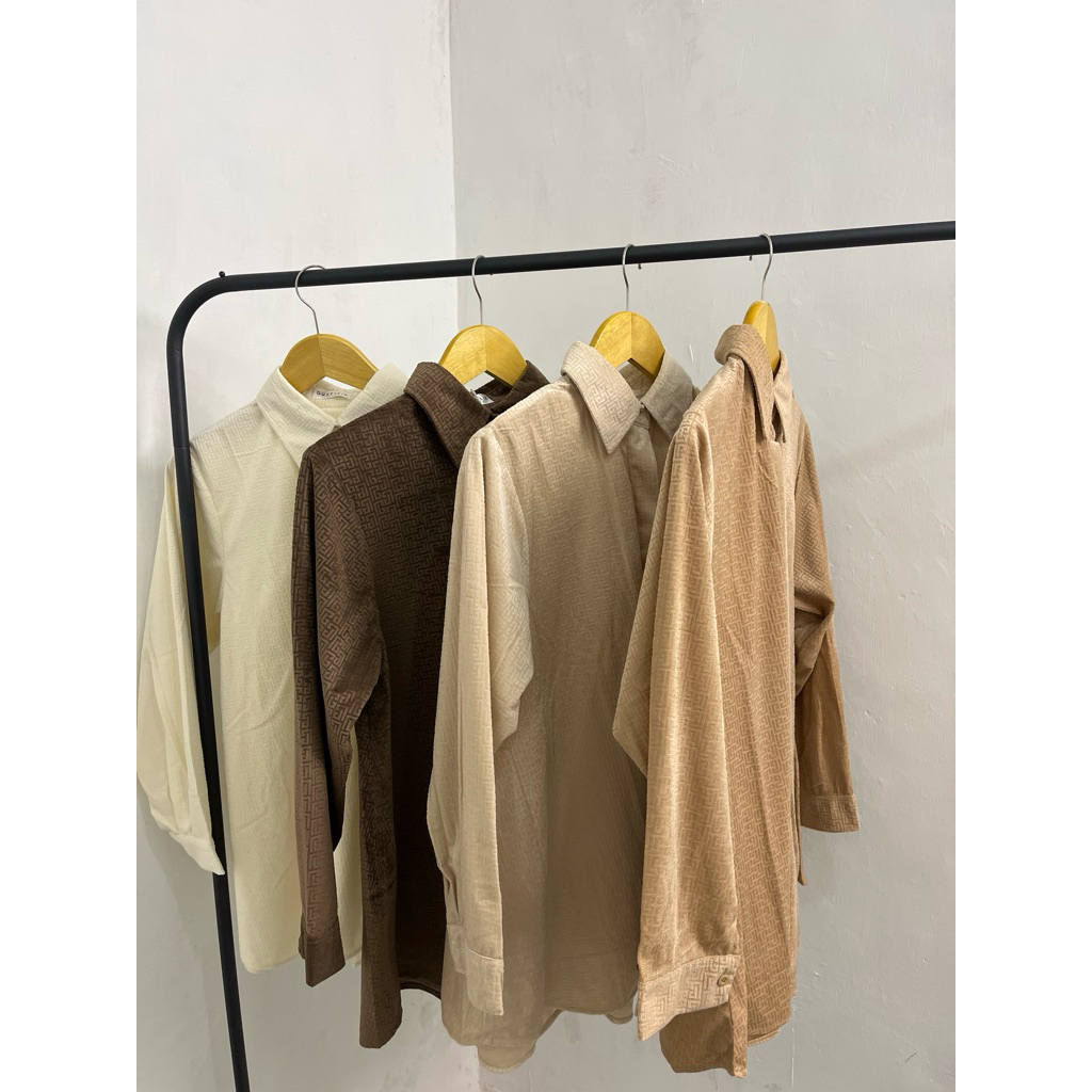 KEMEJA SUEDE PREMIUM MOTIF BALMAIN