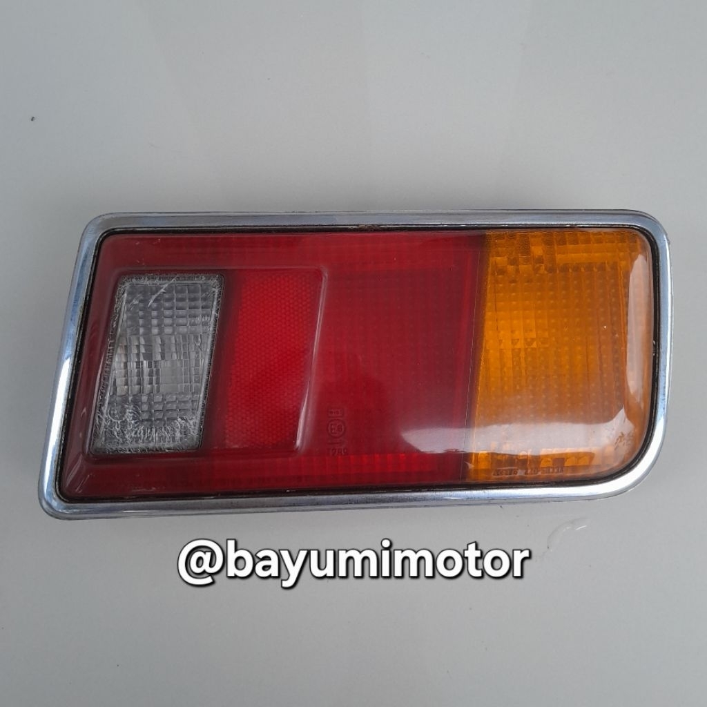 Stoplamp lampu belakang daihatsu charade G10 1977 KANAN ORIGINAL