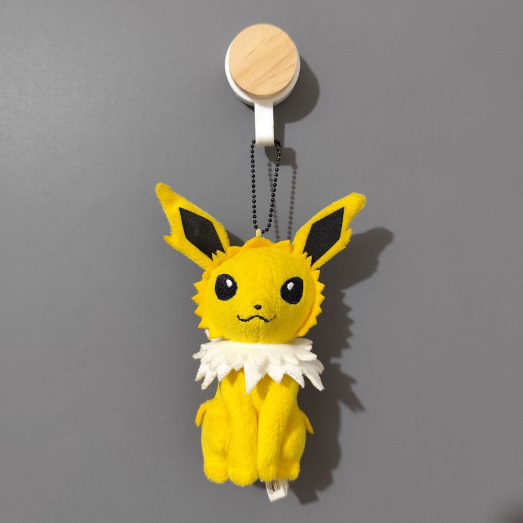 Gantungan Kunci Ganci Jolteon Pokemon Plush Keychain