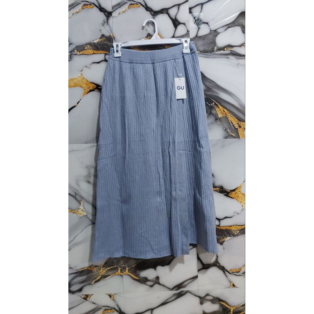 GU UNIQLO ROK RAJUT LIDI ALA ROK LILIT DENIM