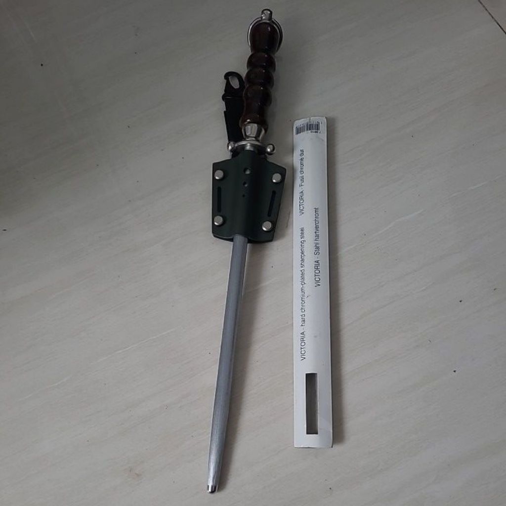 Sharpening Asahan Victoria Victorinox bulat
