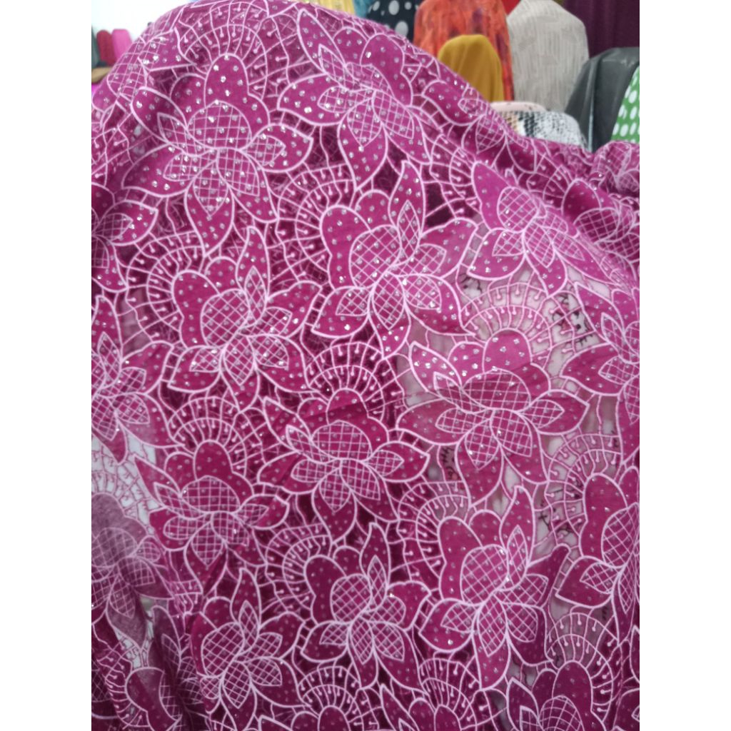 kain brokat premium | harga 0,5/m | kain brokat semi prada | brokat premium | brokat semi prada | pr