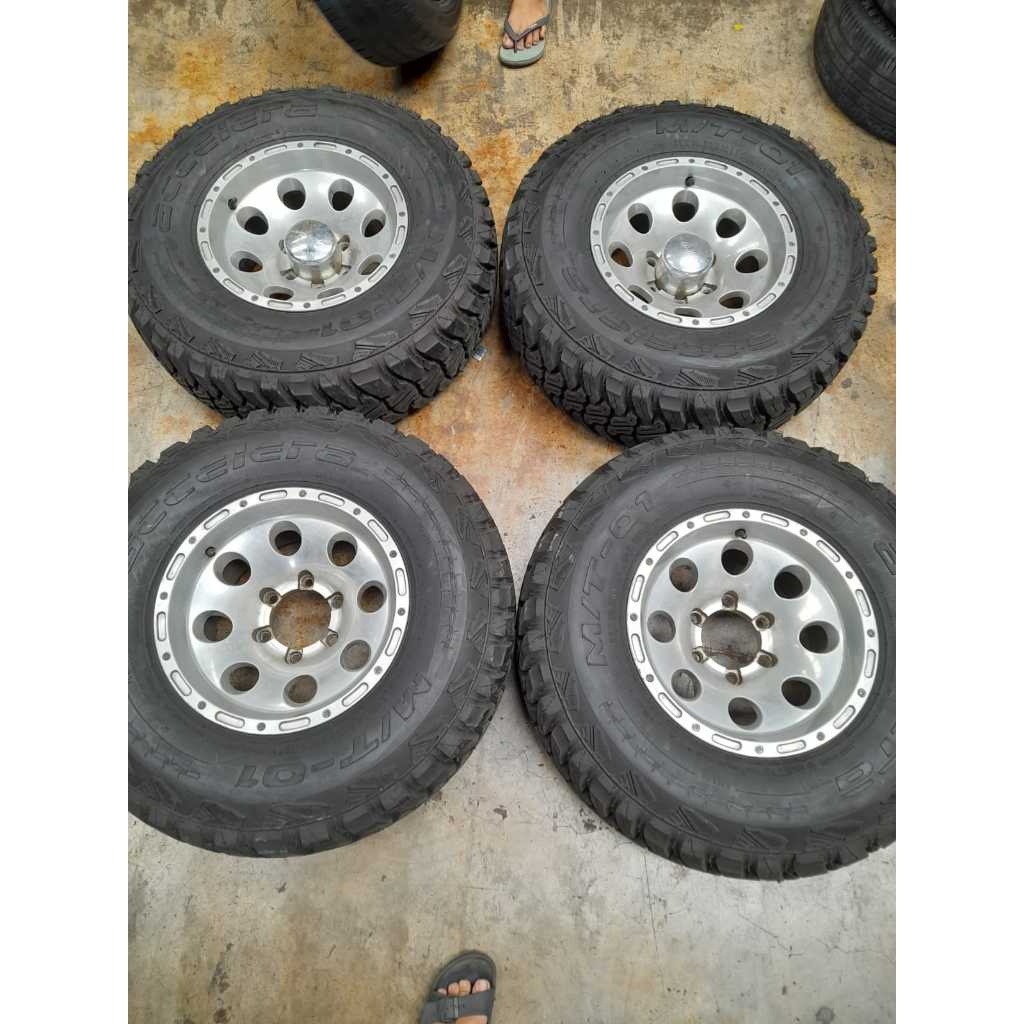VELG MICKEY THOMSON RING15X8 PCD 6X139 BAN 31 X 10,5 R15