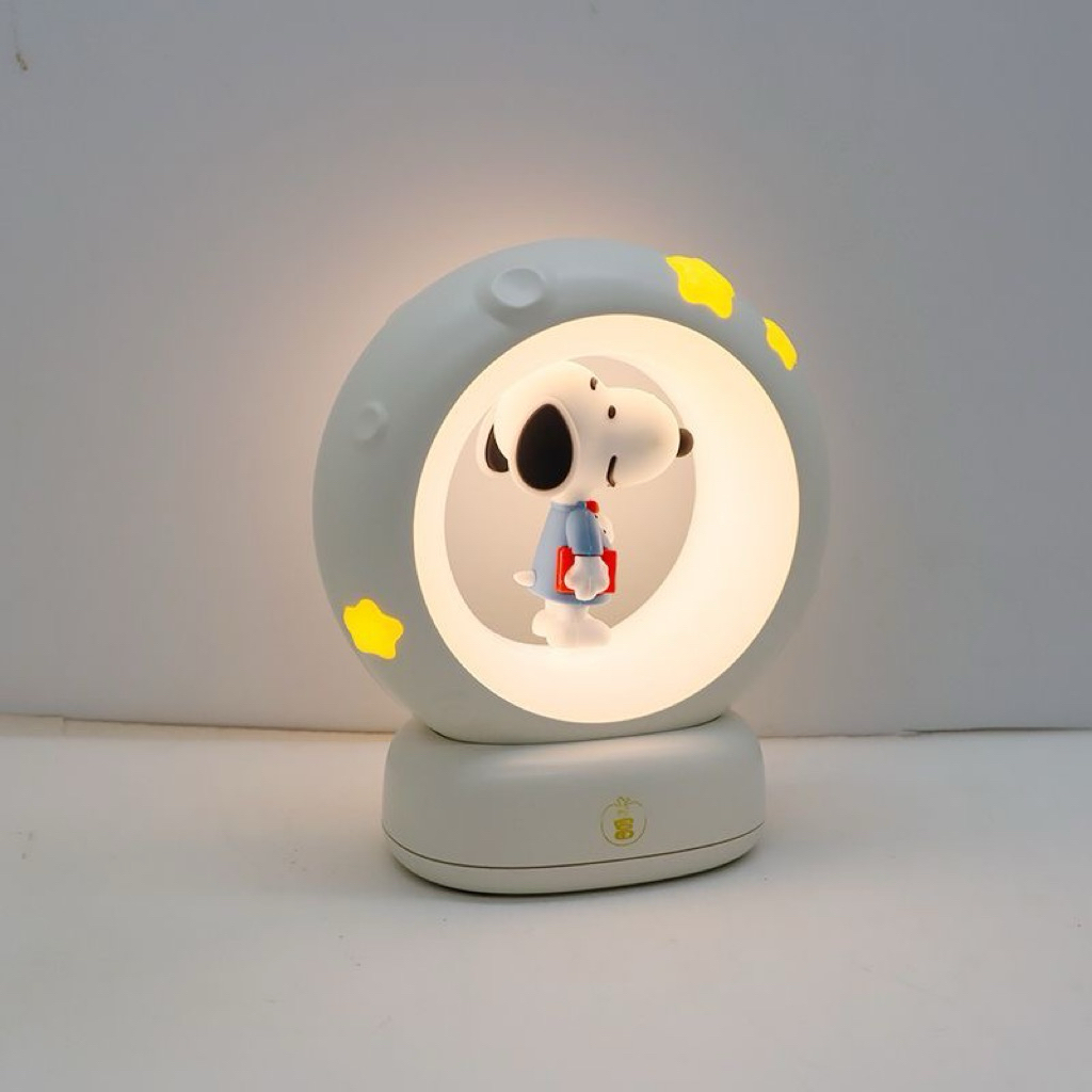 [PREORDER] Lampu Tidur Snoopy LED – Lampu Malam Lucu untuk Kamar & Hadiah
