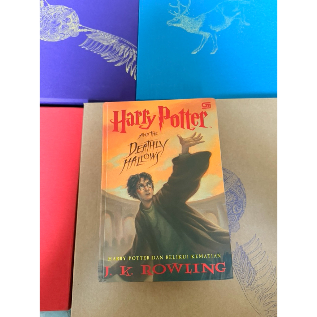 Buku Novel Hardcover Harry Potter and Deathly Hallows versi Indonesia Harry Potter dan Relikui Kemat