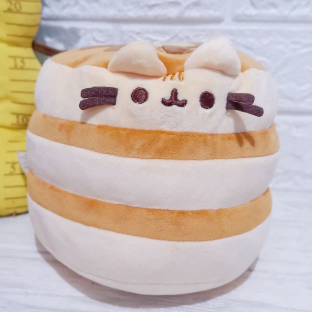 Boneka Gund Pusheen the Cat Pancake squsheen plush