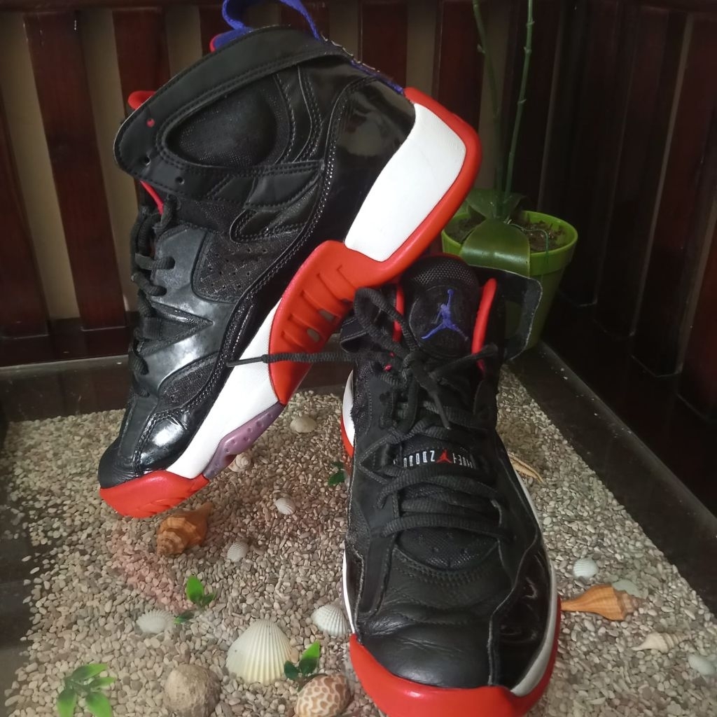 sepatu second basket