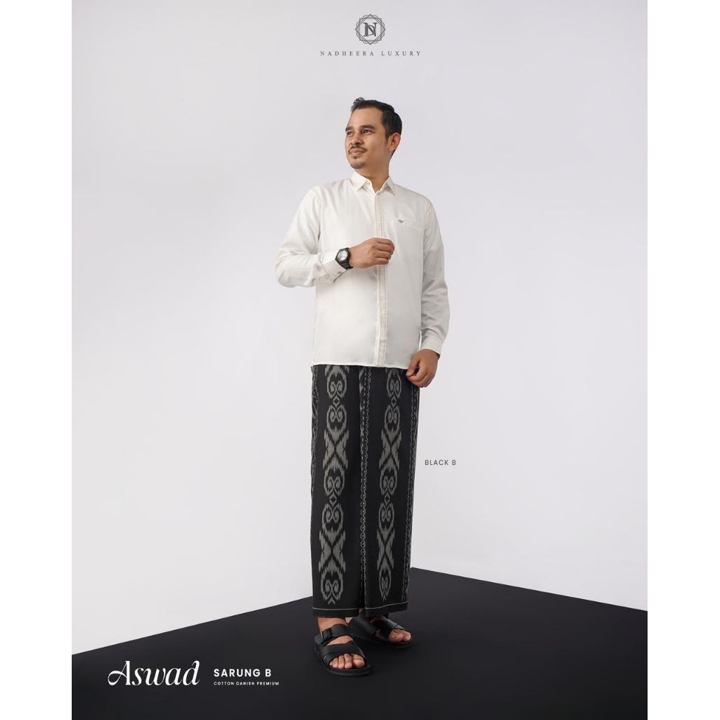 SARUNG ASWAD NADHEERA LUXURY