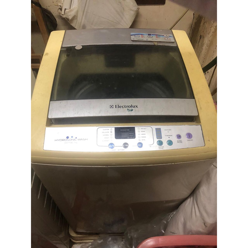 mesin cuci electrolux prelove top loading 7kg