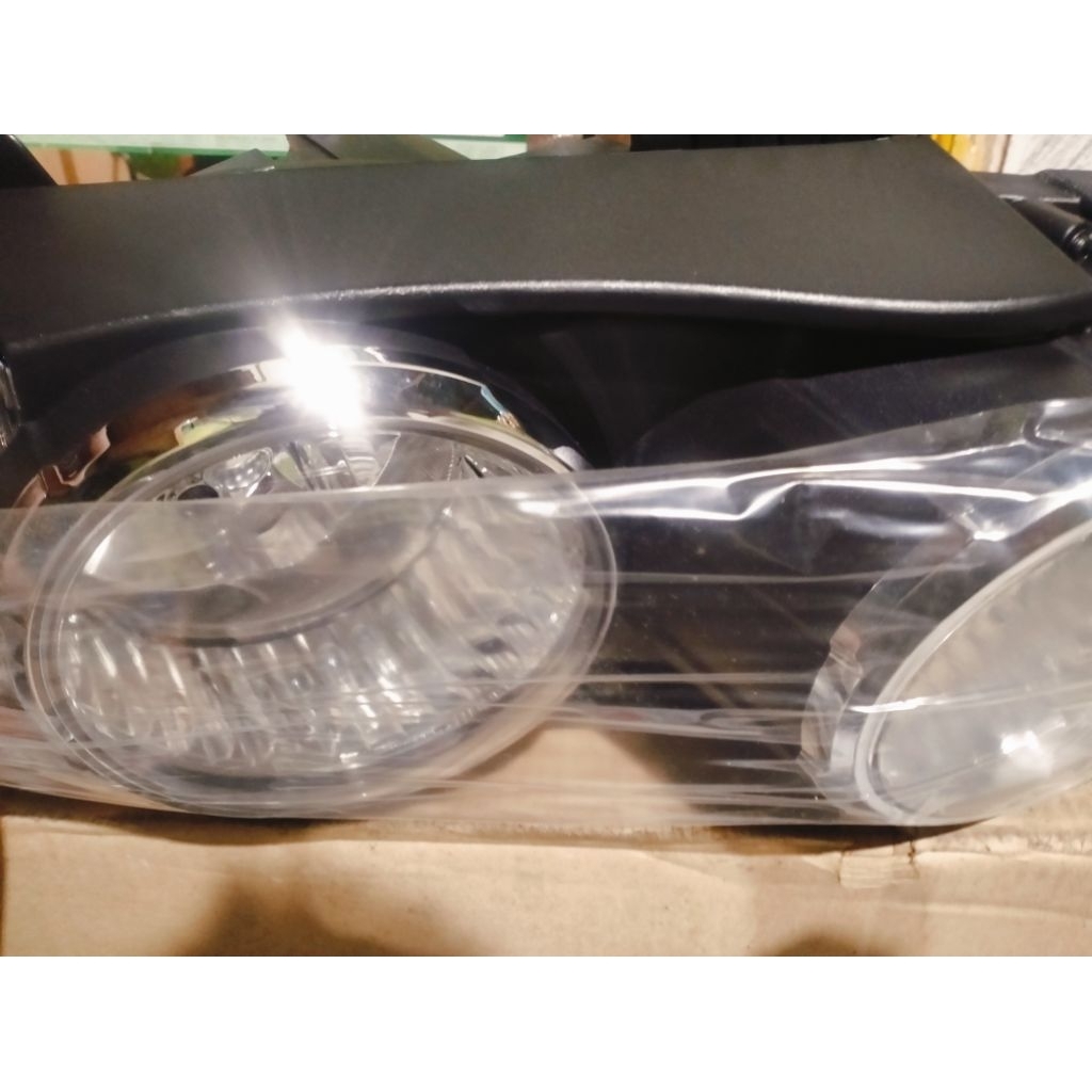 Lampu depan kanan Chevrolet Aveo sonic  asli GM