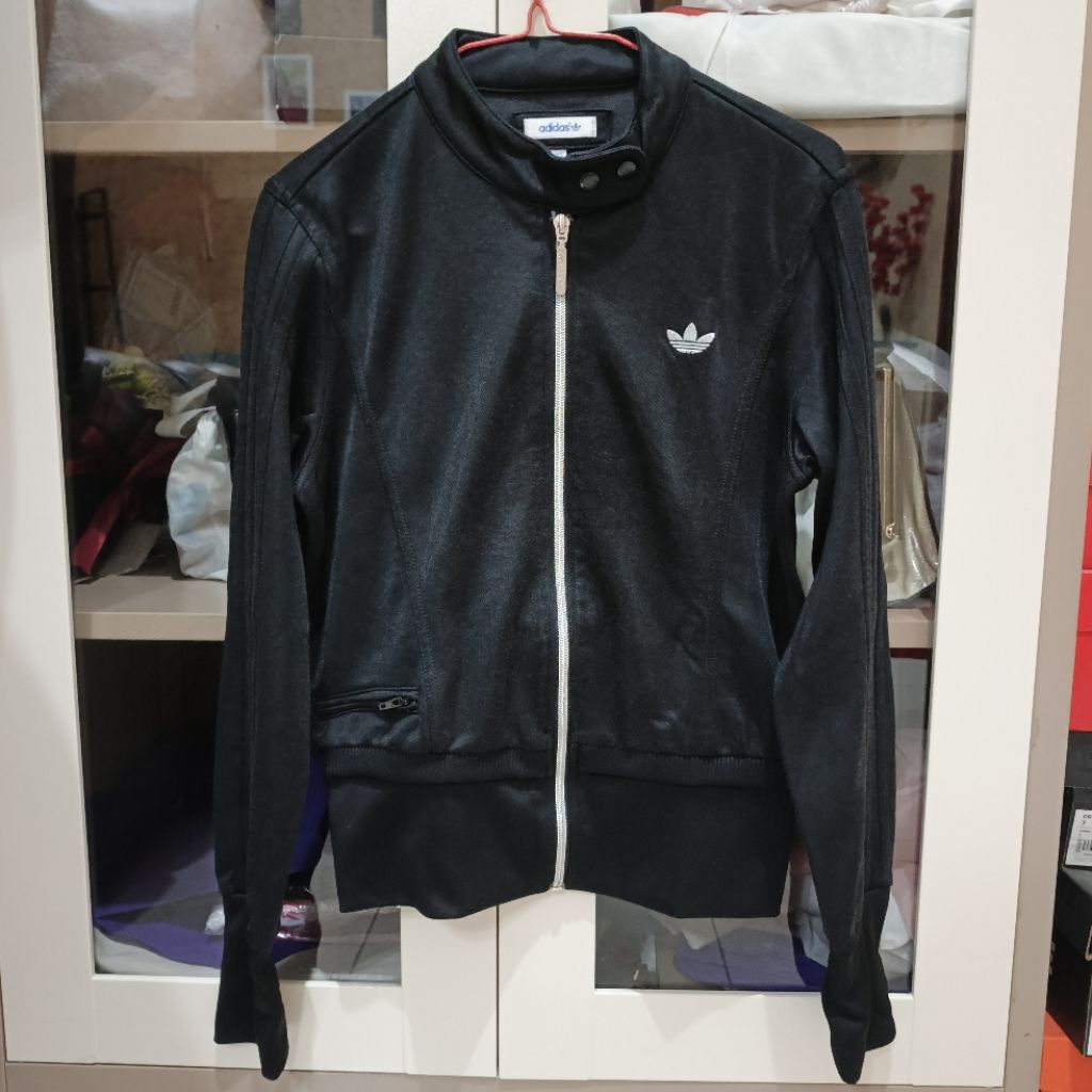 PRELOVED JAKET WANITA ADIDAS ORIGINAL
