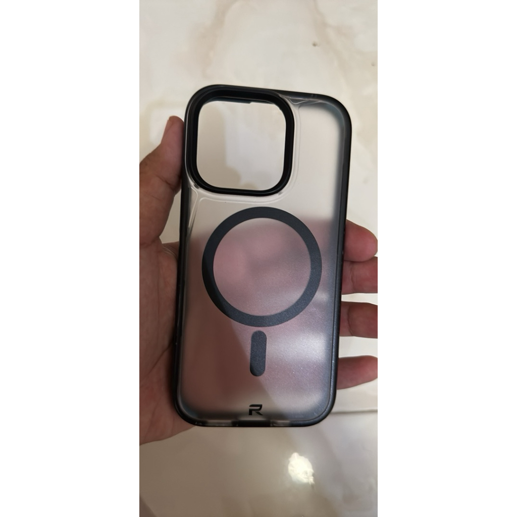 Rebel Case iPhone 16 Pro