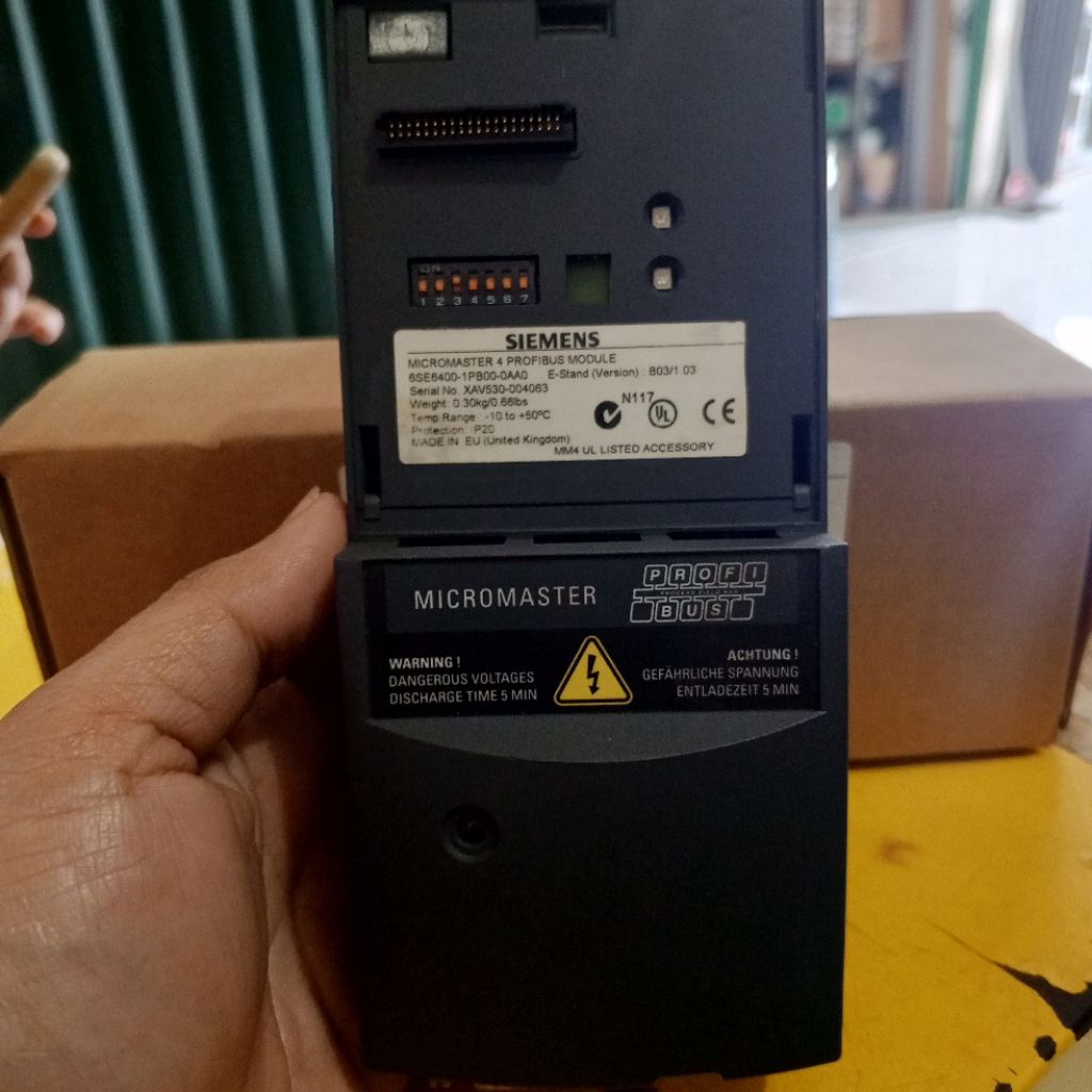 SIEMENS MICROMASTER 4 PROFIBUS MODULE 6SE6400-1PB00-0AA0