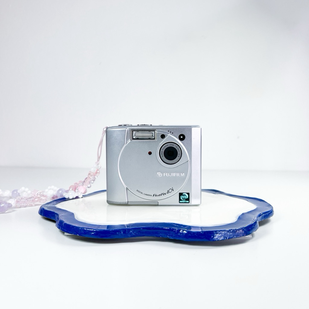 Fujifilm FinePix 40i (Japan Version) 2.4 Megapixel - Kamera Pocket Digital Digicam