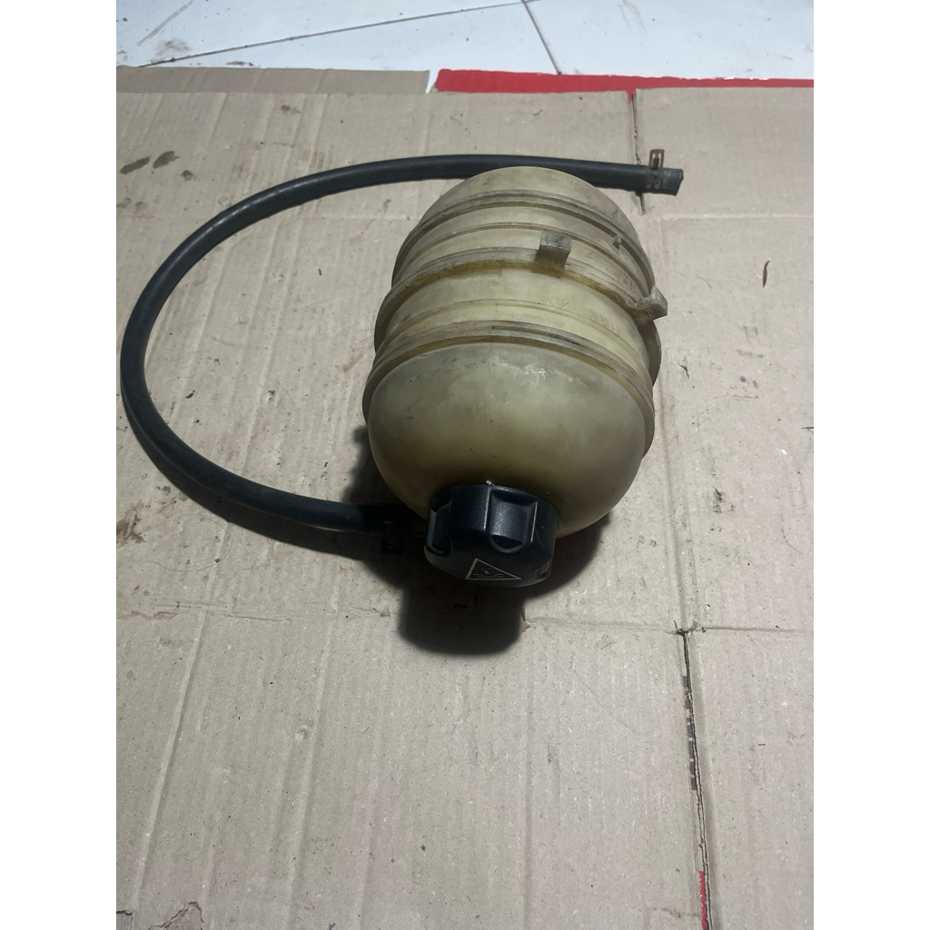 tampungan air radiator Peugeot 206