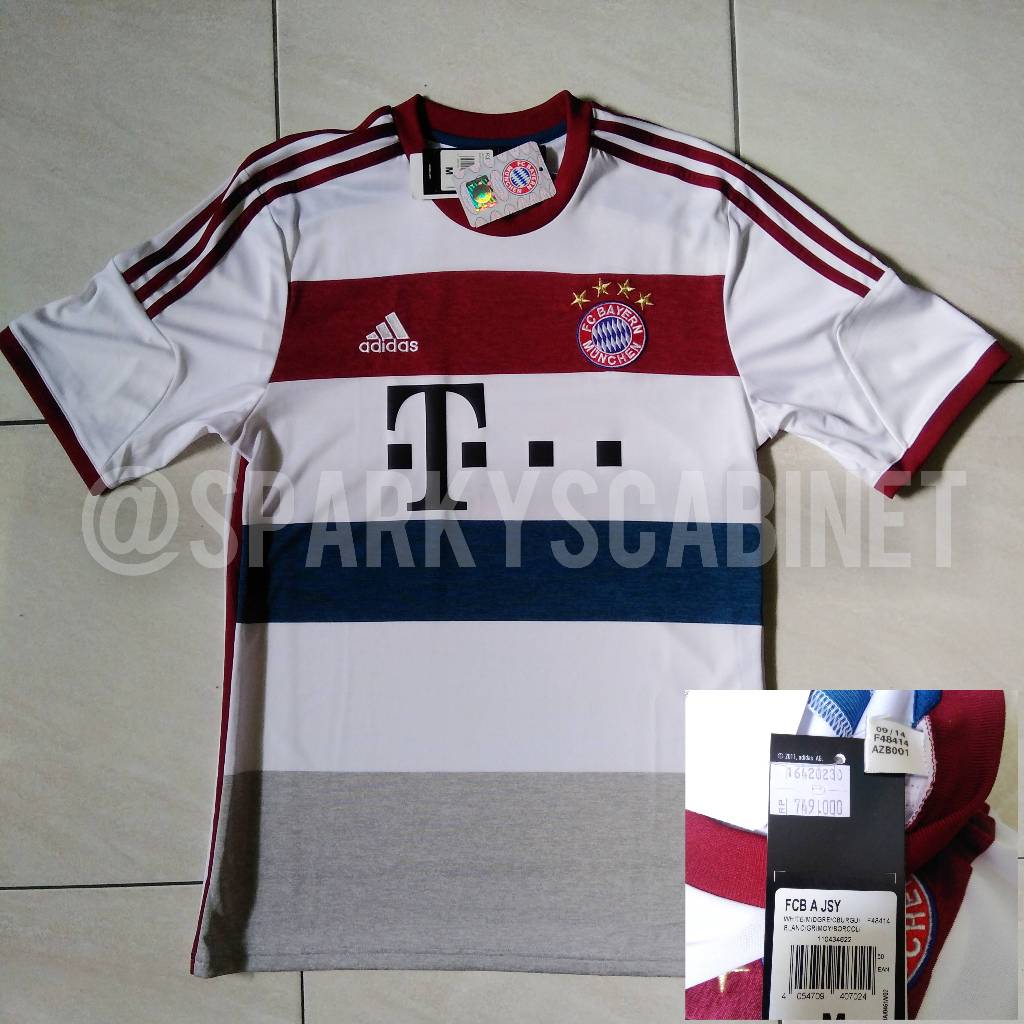 Jersey Sepak Bola Away Bayern Munich 2014/15 Adidas