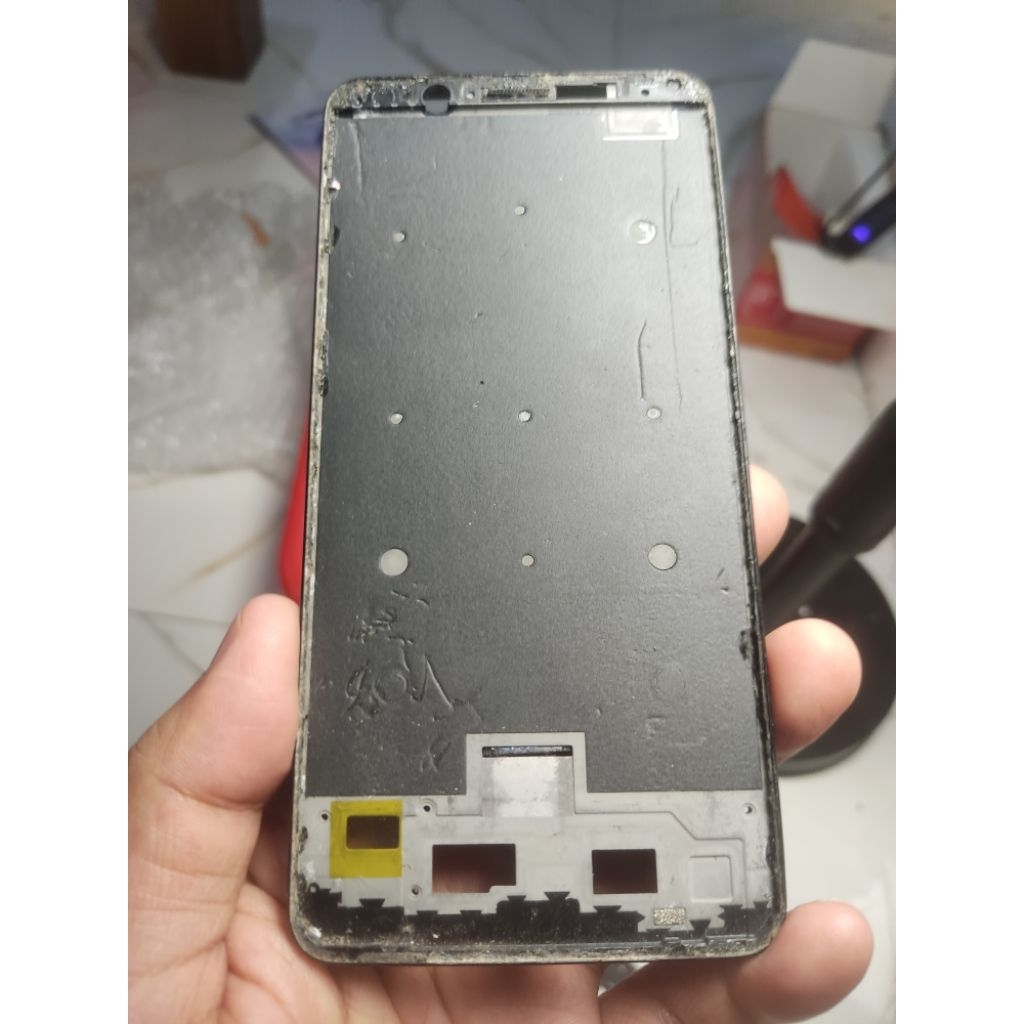FRAME TATAKAN LCD VIVO Y71 HITAM PINGGIRAN UTUH BEKAS COPOTAN