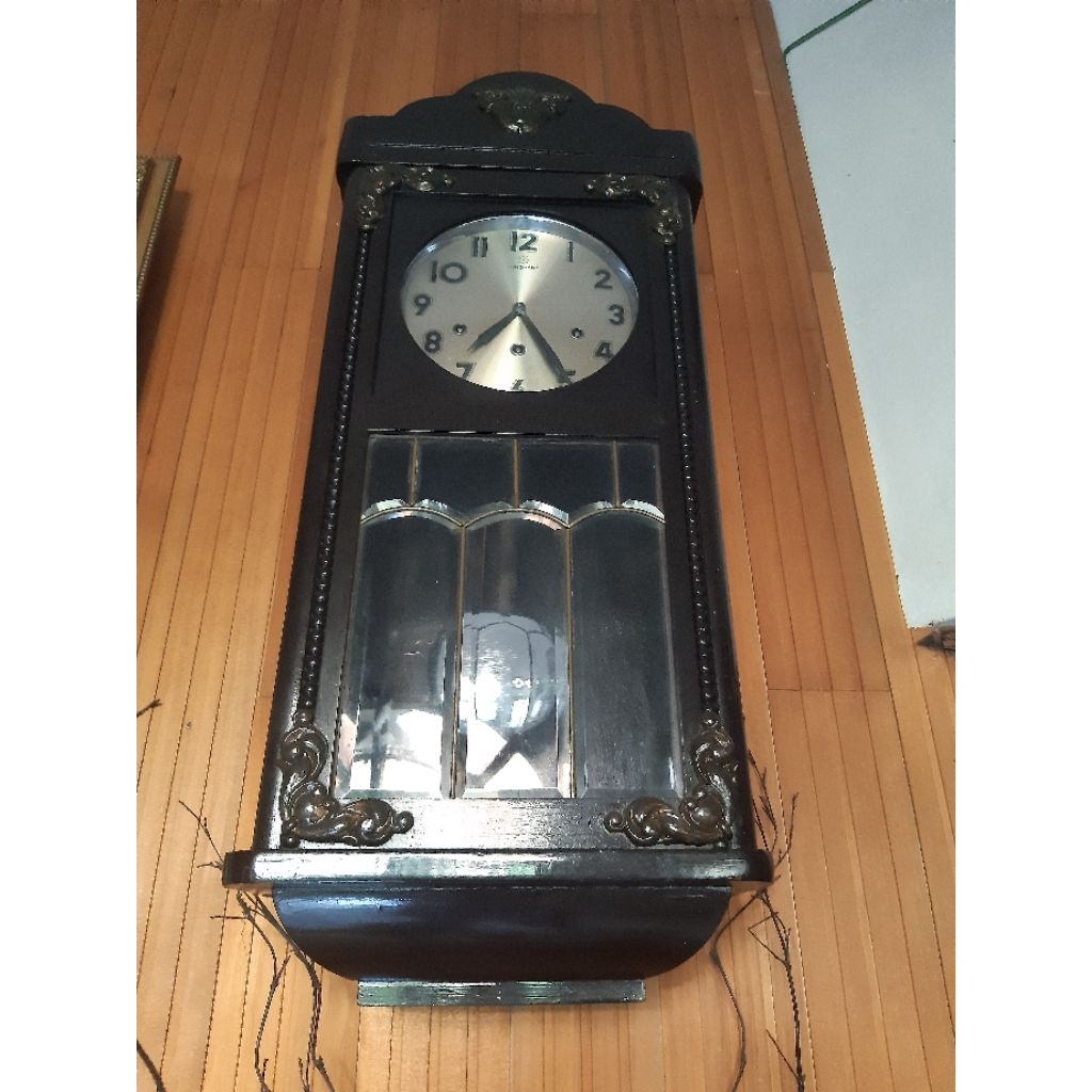 jam dinding junghans ori kondisi mulus normal