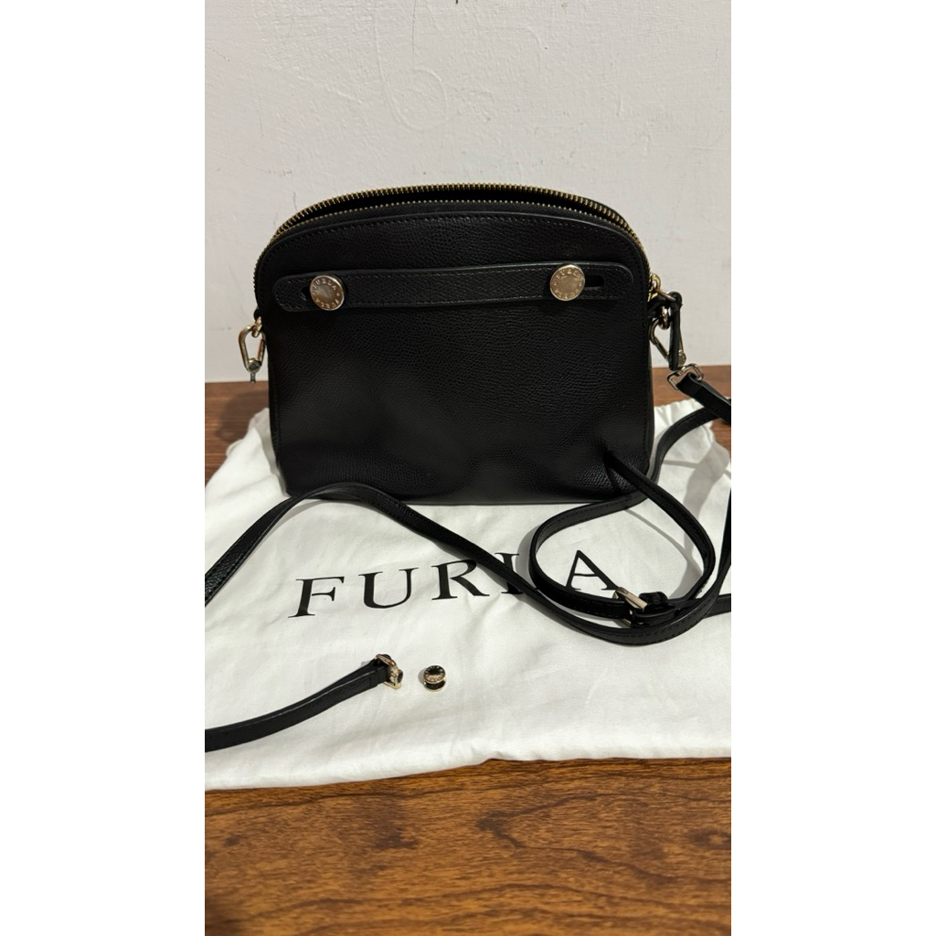 furla piper mini dome