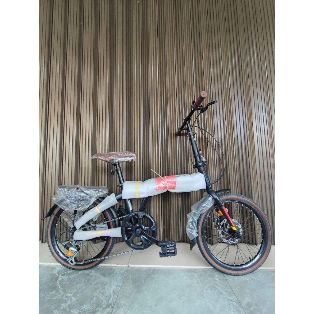 LIPAT 20 EXOTIC 2026 AR