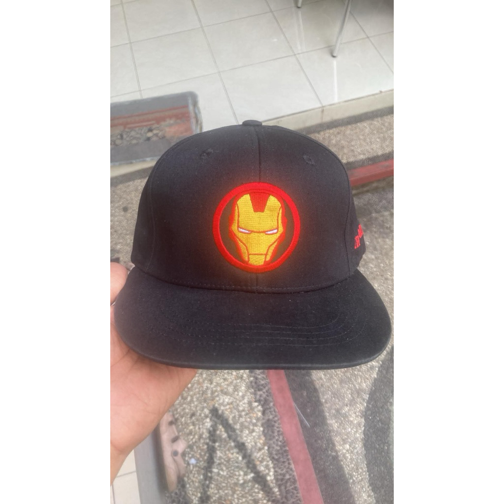 Snapback Iron Man official Marvel