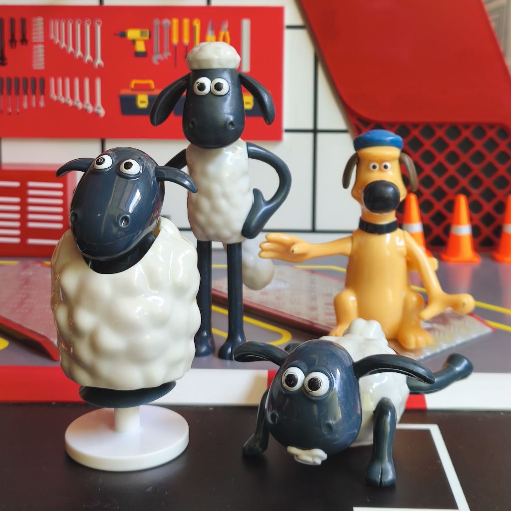 Mainan Figure Chaki Meal KFC Shaun the Sheep Set Kumplit Original