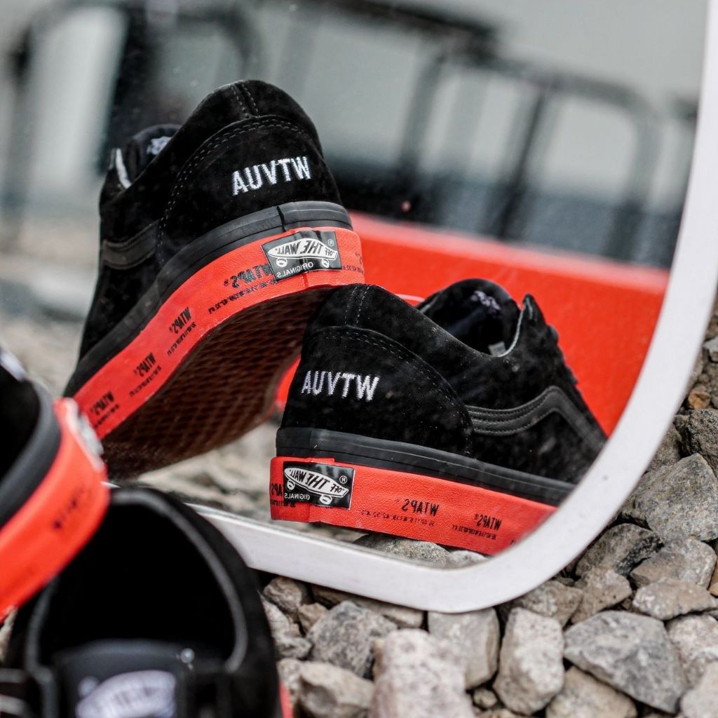 Sepatu Sneakers Old Skool Lx x WTAPS "Black Orange" 100% Original (BNIBWT)