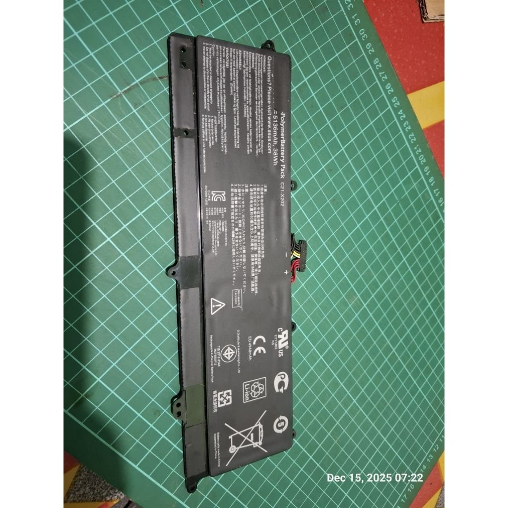 Baterai Lithium Polymer Asus