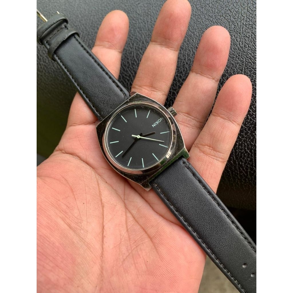 Nixon The Time Teller