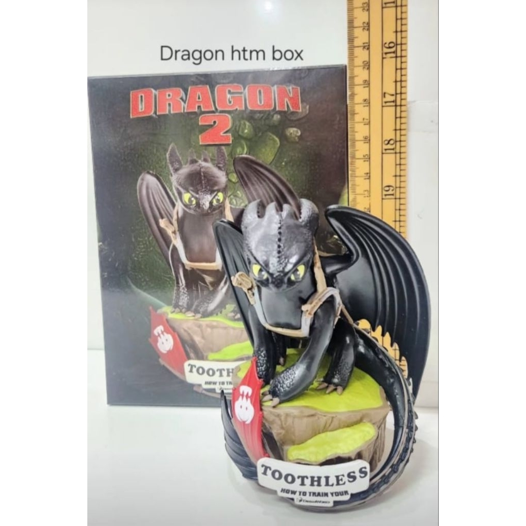 toothles figure how to train your dragon