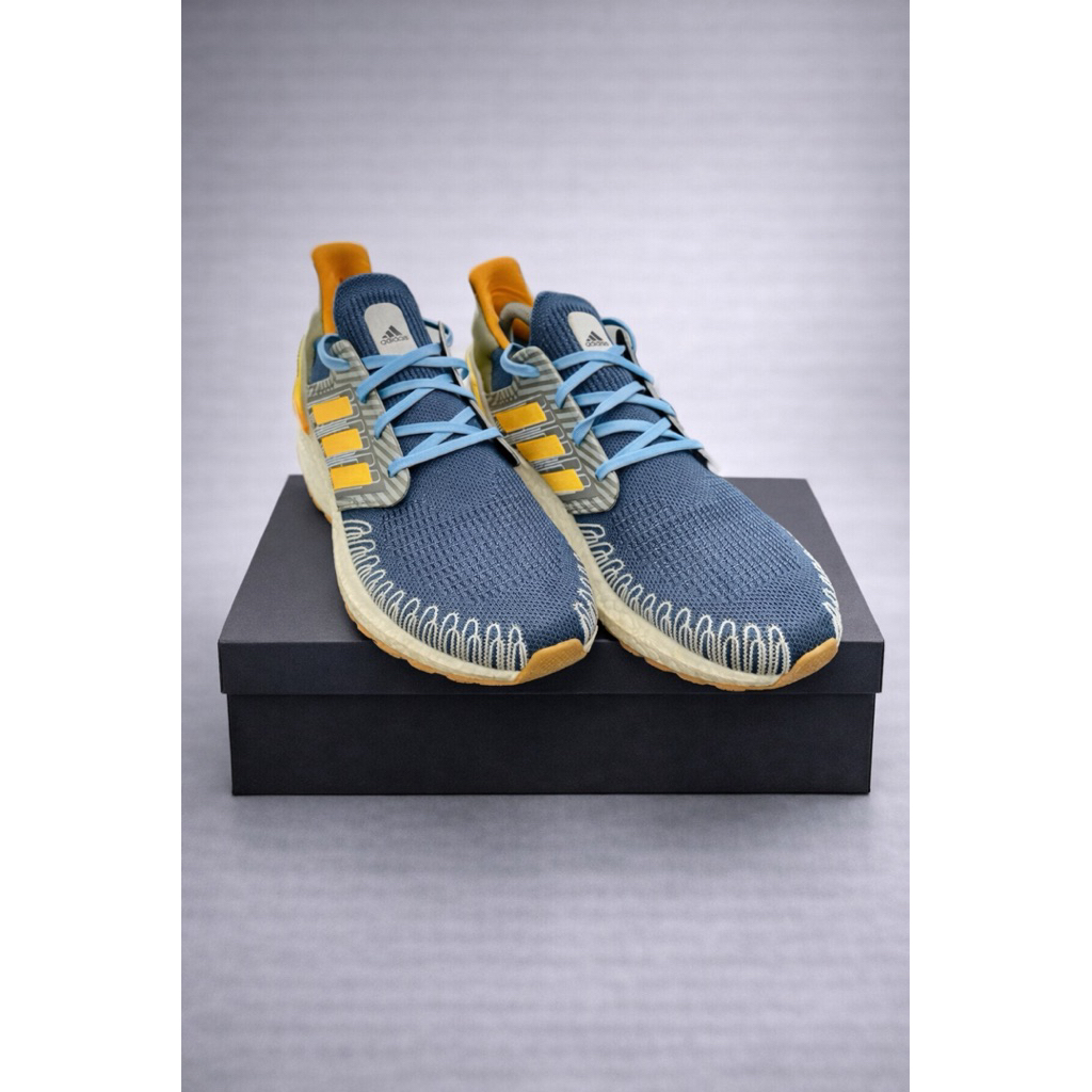 Sepatu Running Adidas Ultraboost 21 DNA Sea City Pack Size 44 2/3 Original Preloved - Tanpa Box