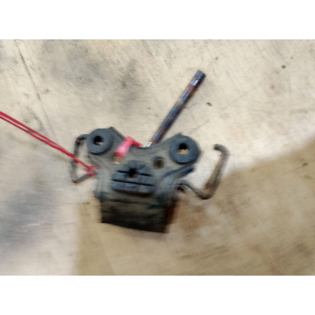 engsel jok motor Vega ZR original copotan