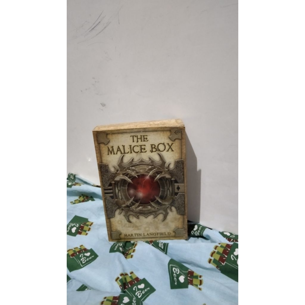 ( preloved) buku the malice box original