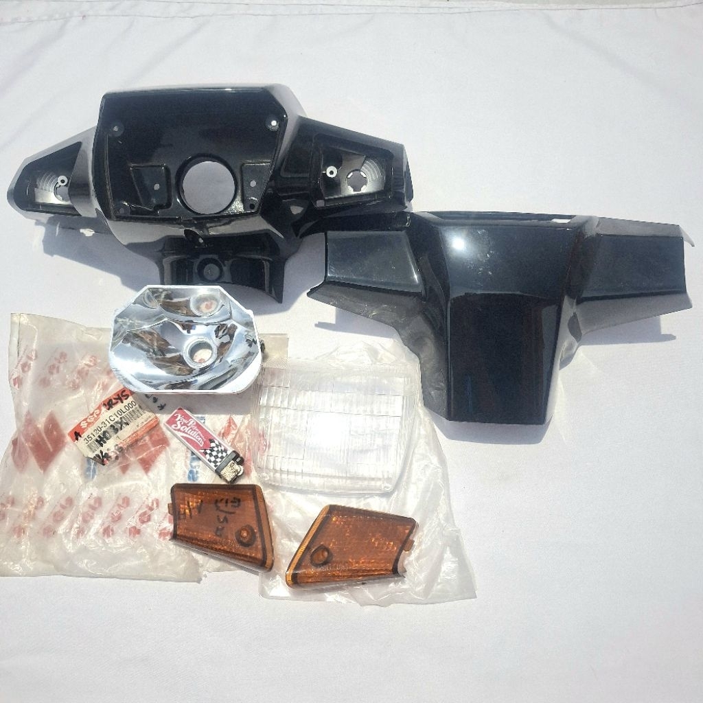 batok lampu set SUZUKI RC110 CRYSTAL NOS ORIGINAL