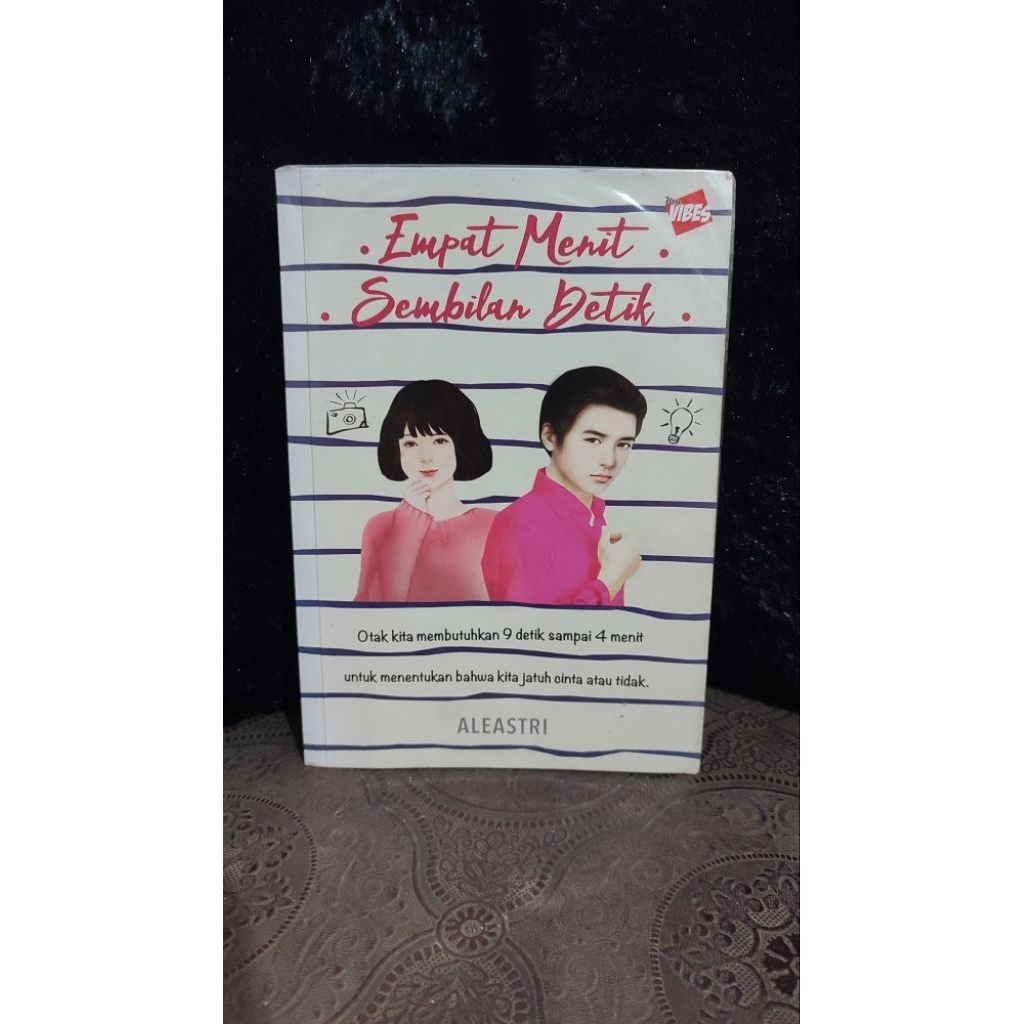 Novel Empat Menit Sembilan Detik Yourkidlee Preloved Murah Original (Adaptasi Wattpad)