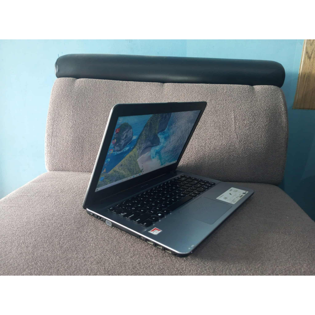 Asus X441B Amd A9 / 256gb