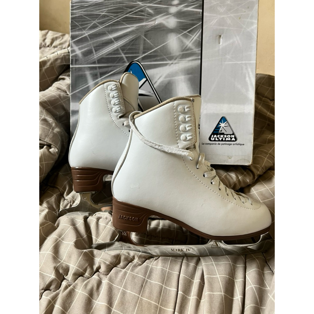 Sepatu Ice Skating Jackson Artiste