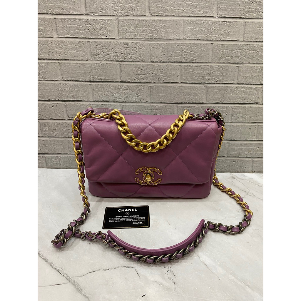 CHANEL C19 lilac lambskin small  #30