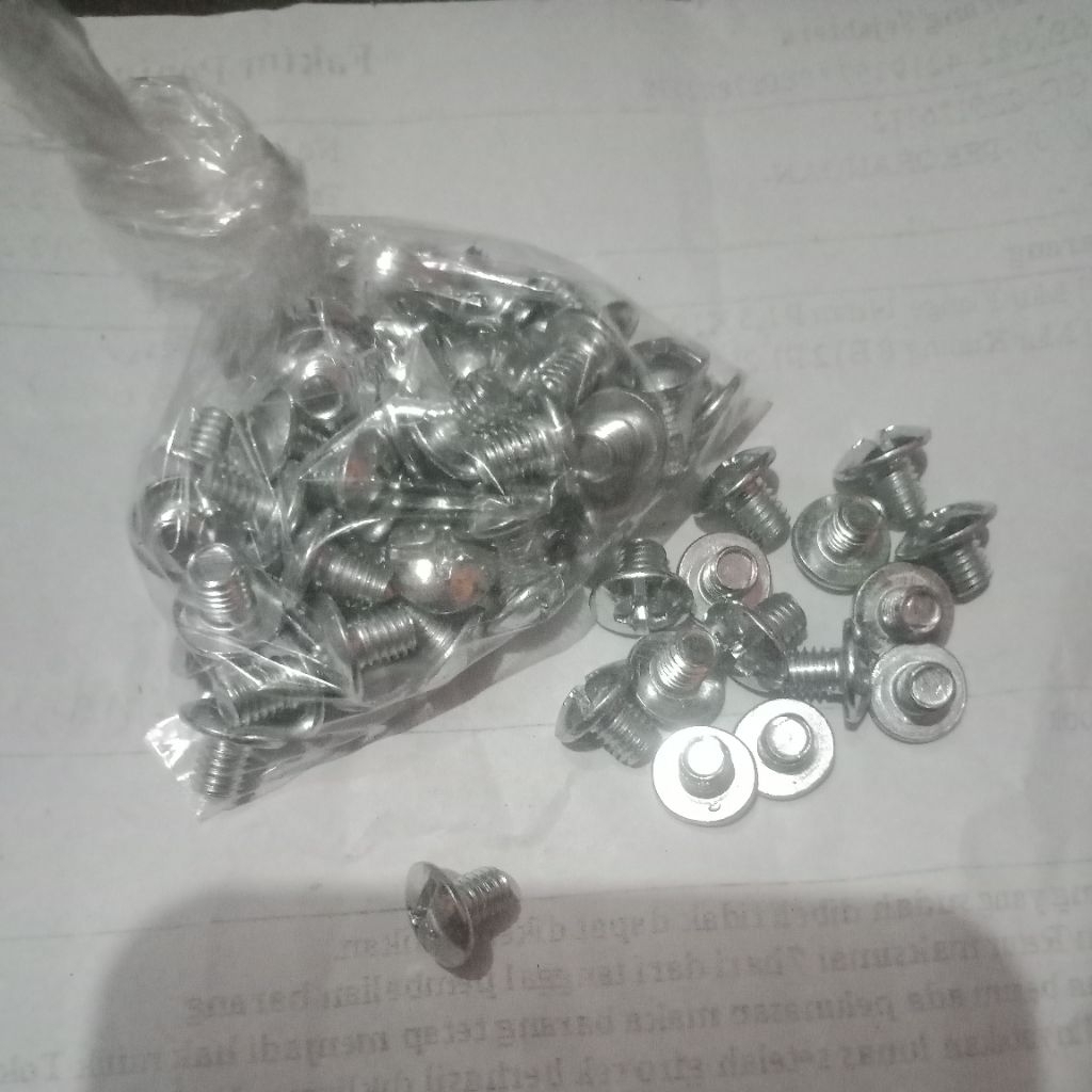 BAUT PAYUNG M5X6/ KEPALA OBENG PLUS/ BIASA DI PAKAI UNTUK TUTUP DINAMO BAUT KUNCI 8/ ISI 50 PCS