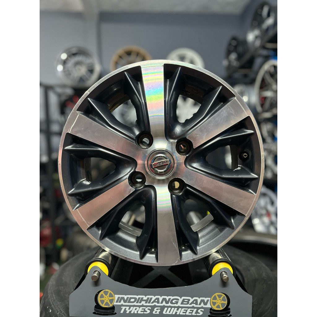 Velg Second Copotan/oem Grand Livina HWS R15 pcd 4x114. Wajib beli 4pcs