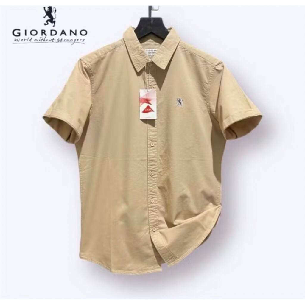 Kemeja Polos Giordano Lengan Pendek / Kemeja Kerah Lengan Pendek Pria / Kemeja Casual Style Pria