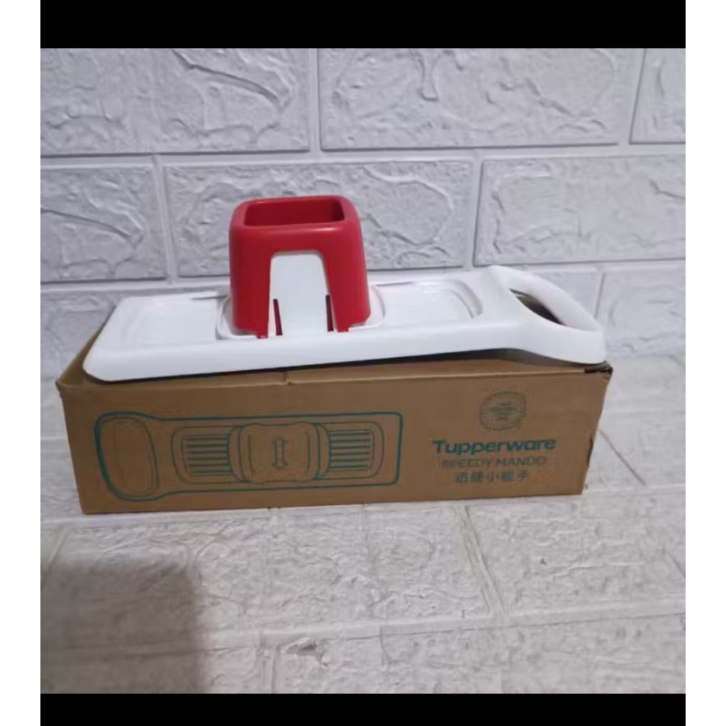 Speedy mando tupperware