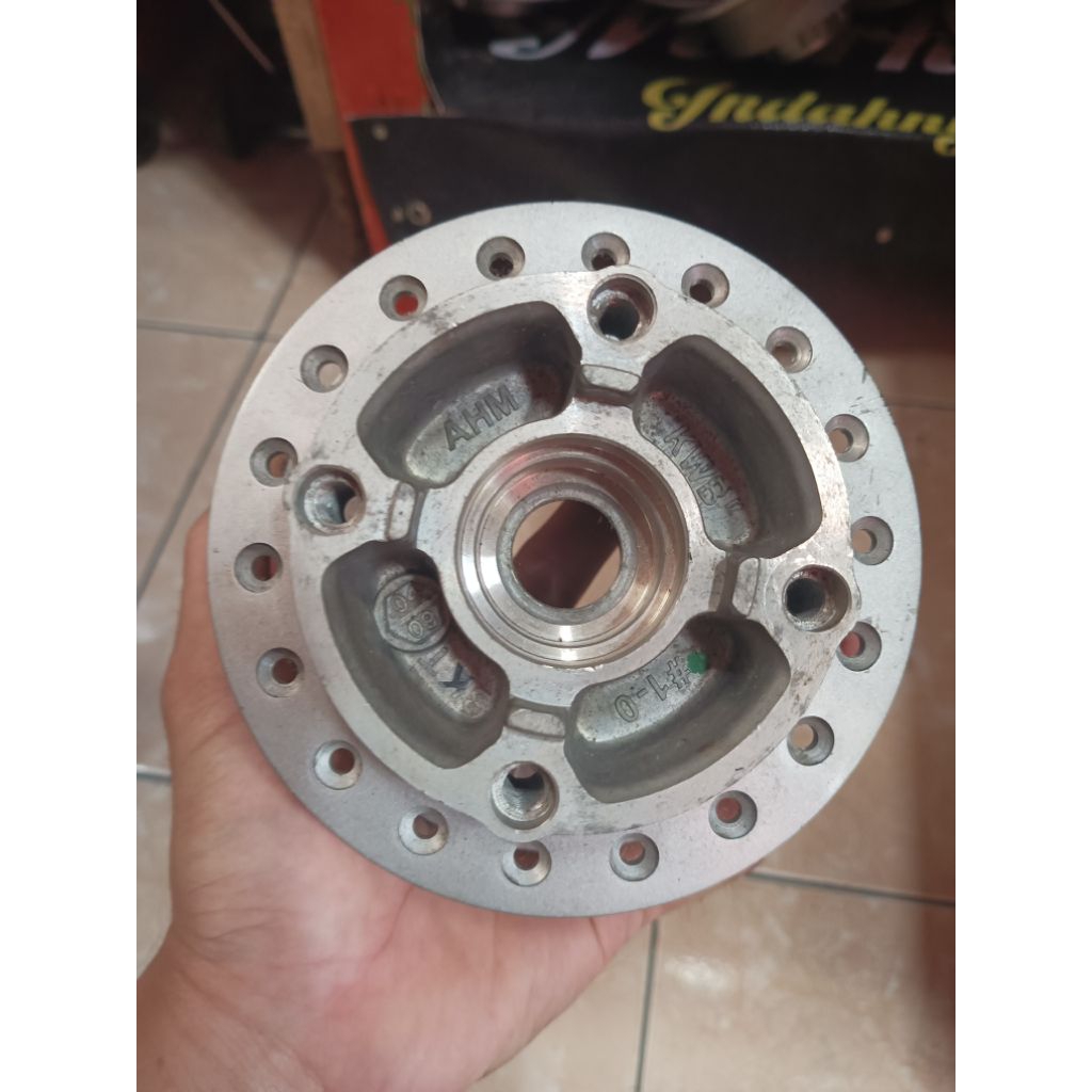 tromol depan Revo absolut dll.