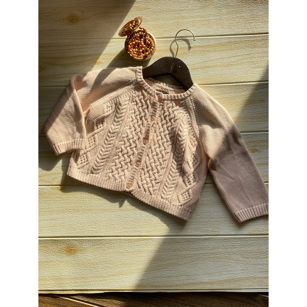 cardi cardigan kardi kardigan rajut katun kepang pink baby bayi anak branded GGAP size 90 9M 1T