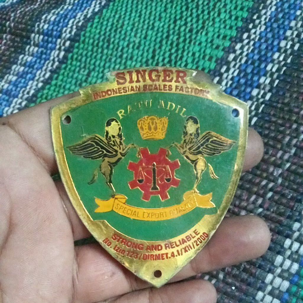 emblem logo ratu adil