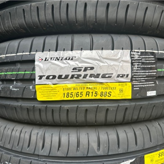 Ban mobil dunlop 185/65 R15 SP TOURING R1