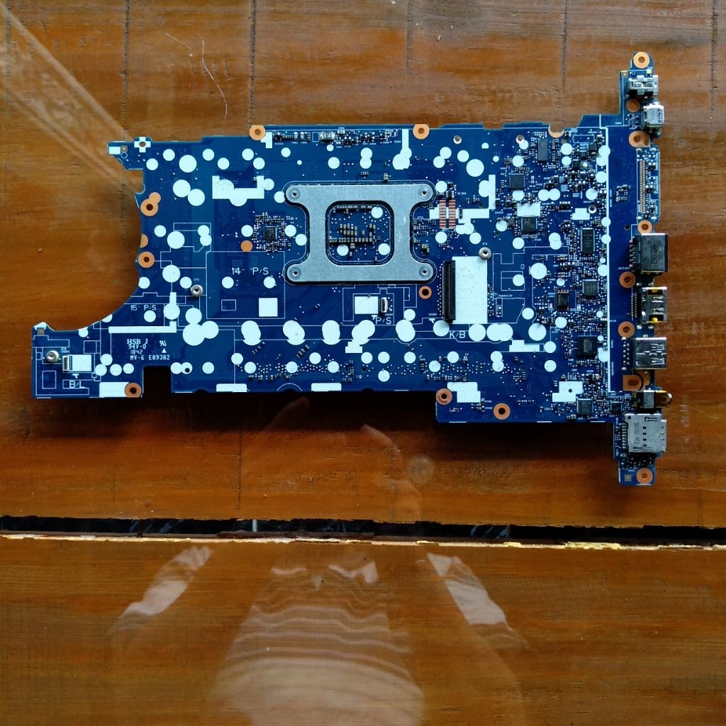 motherboard mati hp Elitebook 745 g5 ryzen 5-2500u baca deskripsi dulu